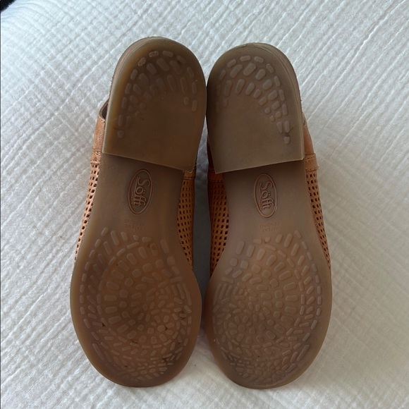 LIKE NEW • Söfft Nalda Zip Sandal in Luggage Leather • Women’s 7M - Picture 9 of 16